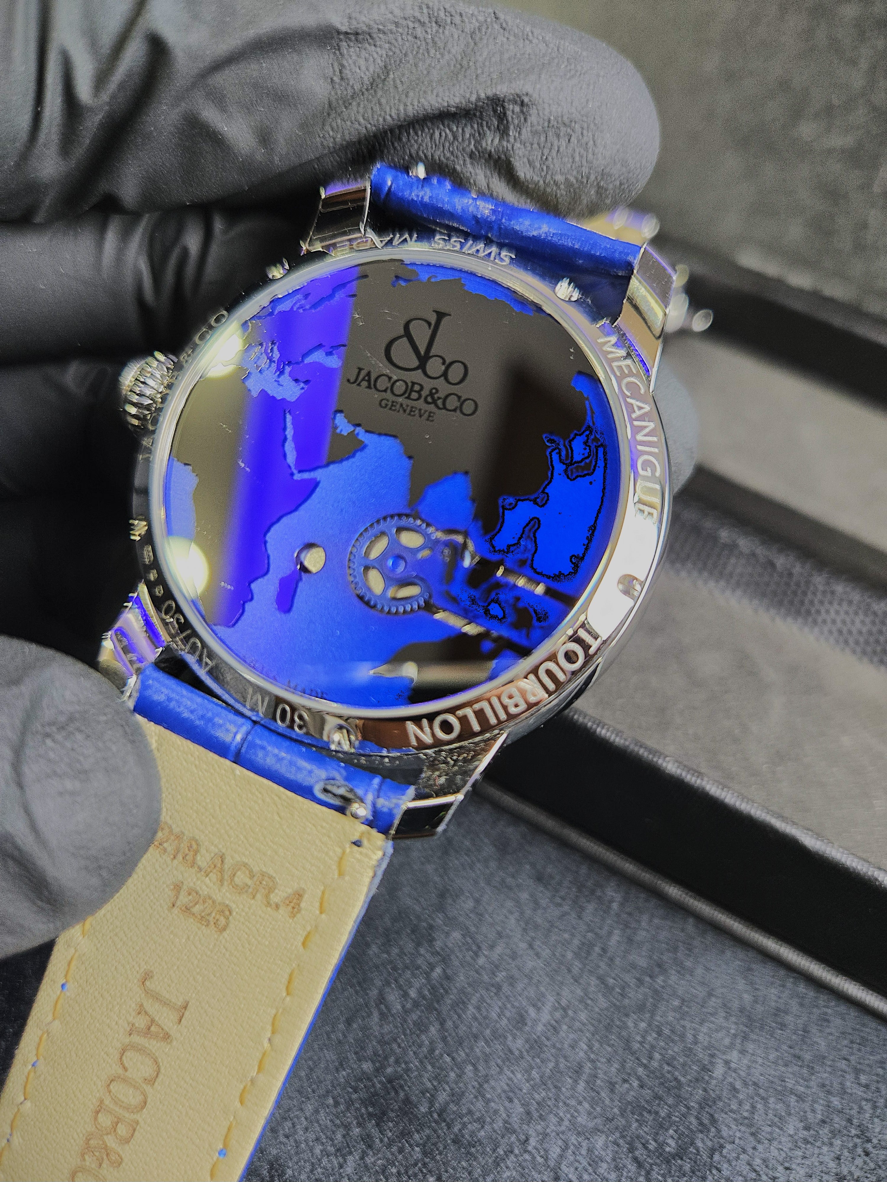 Jacob & Co Astronomia – Gravitational Triple Axis