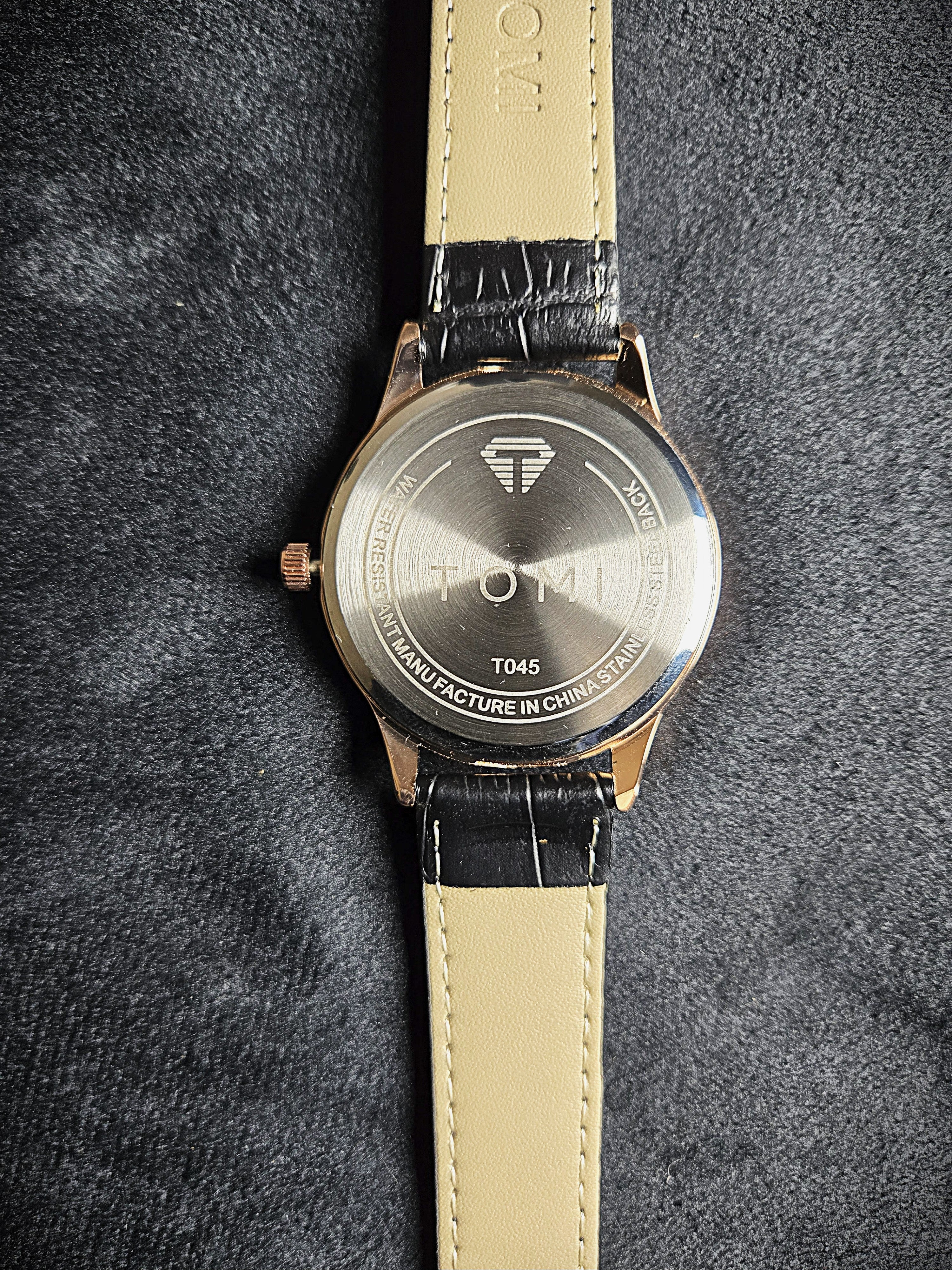 TOMI Classic Analog (Black Gradient)