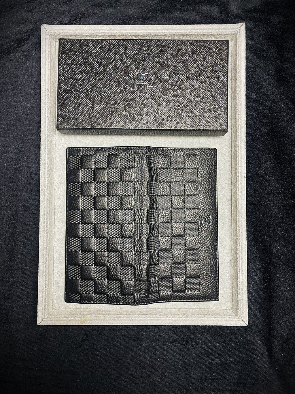 Louis Vuitton Damier Graphite Wallet